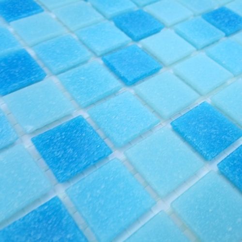 ROYAL MALDÍV kék medence üvegmozaik