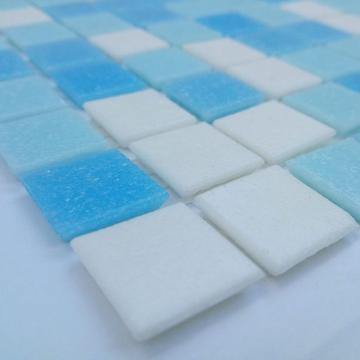 ROYAL FJORD Medence mozaik fehér gyöngyházfényes üvegmozaikkal