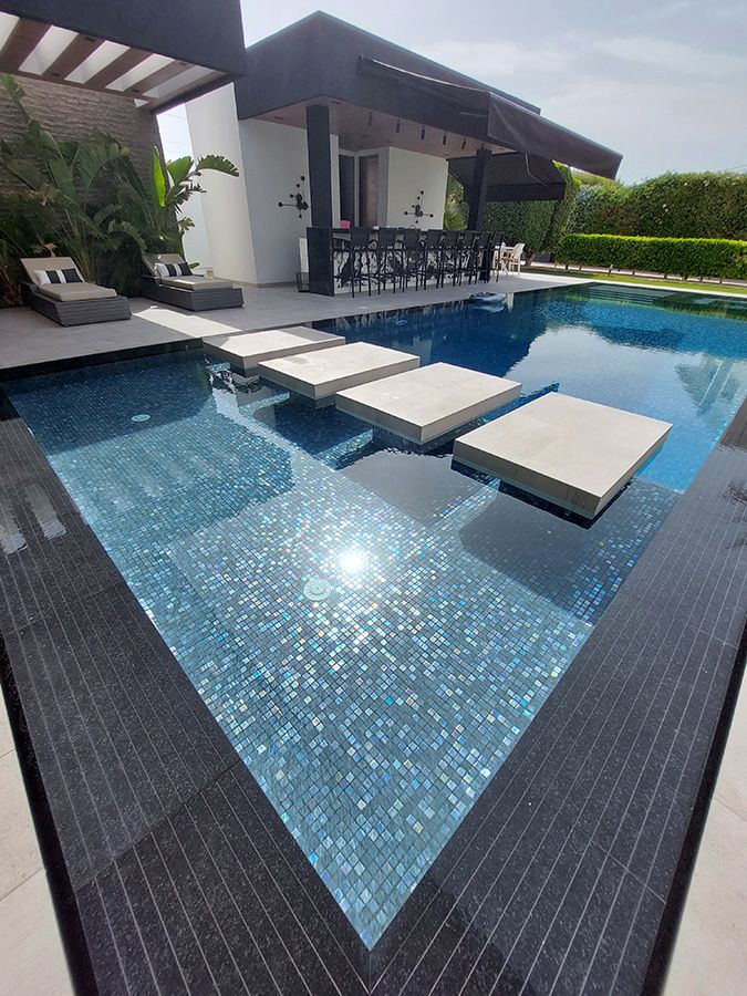 MURRAY Szürke Gyöngyház Extrás kültéri Medence Mozaik Burkolat MURRAY Szürke Gyöngyház Extrás kültéri Medence Mozaik Burkolat