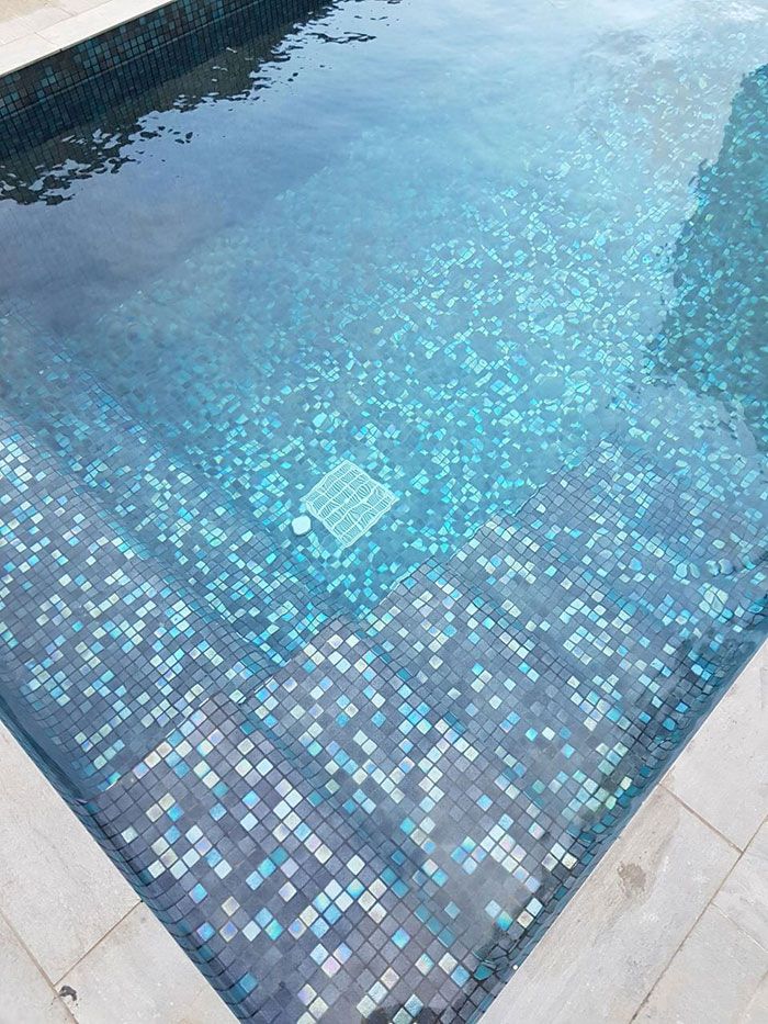 MURRAY Szürke Gyöngyház Extrás kültéri Medence Mozaik Burkolat MURRAY Szürke Gyöngyház Extrás kültéri Medence Mozaik Burkolat