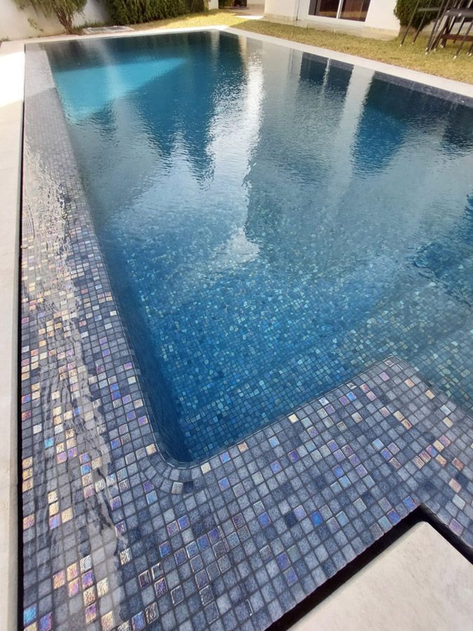 TER Szürke Gyöngyház Extrás Kültéri Medence Mozaik Burkolat