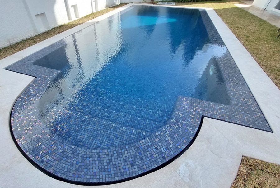 TER Szürke Gyöngyház Extrás Kültéri Medence Mozaik Burkolat