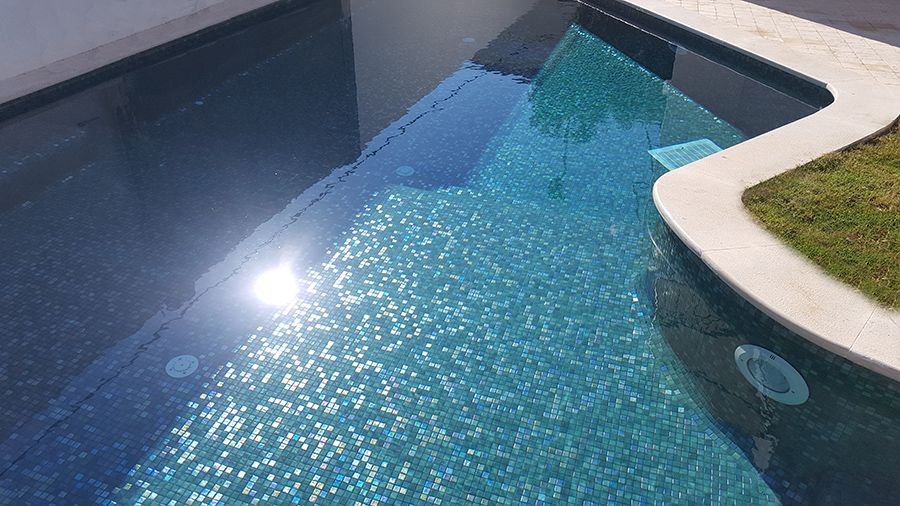 DANUBIO Zöld Gyöngyház Extrás Kültéri Medence mozaik Burkolat DANUBIO Zöld Gyöngyház Extrás Kültéri Medence mozaik Burkolat