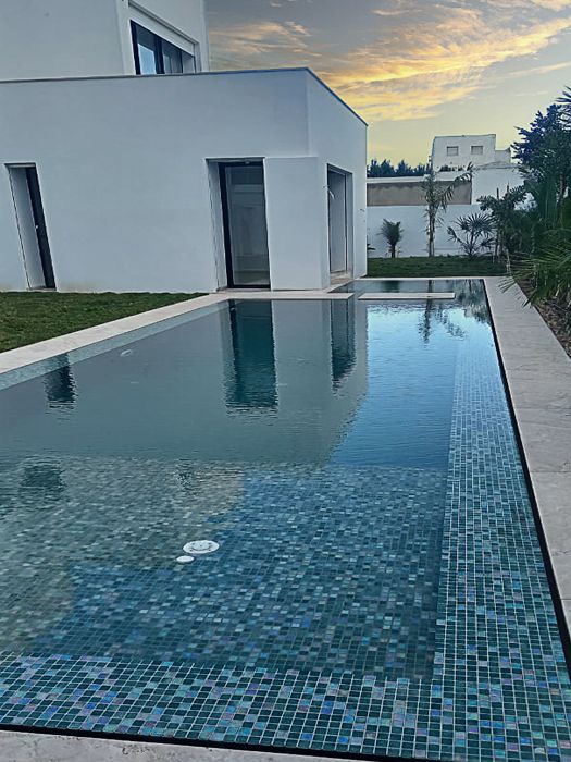 NILO Kék Gyöngyházas Extra Kültéri Medence Mozaik Burkolat NILO Kék Gyöngyházas Extra Kültéri Medence Mozaik Burkolat