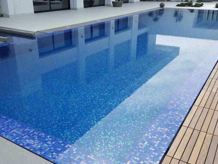 DEBA Kék Gyöngyházas Extra Kültéri Medence Mozaik Burkolat DEBA Kék Gyöngyházas Extra Kültéri Medence Mozaik Burkolat